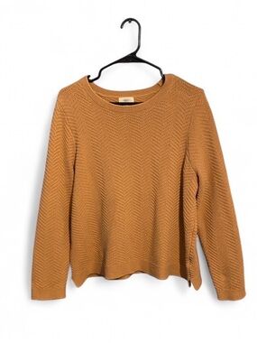 Old Navy tan sweater